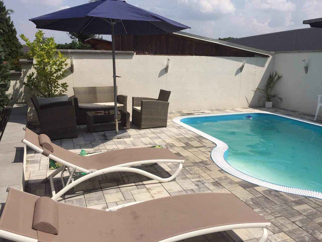 Příprava základů bazénu