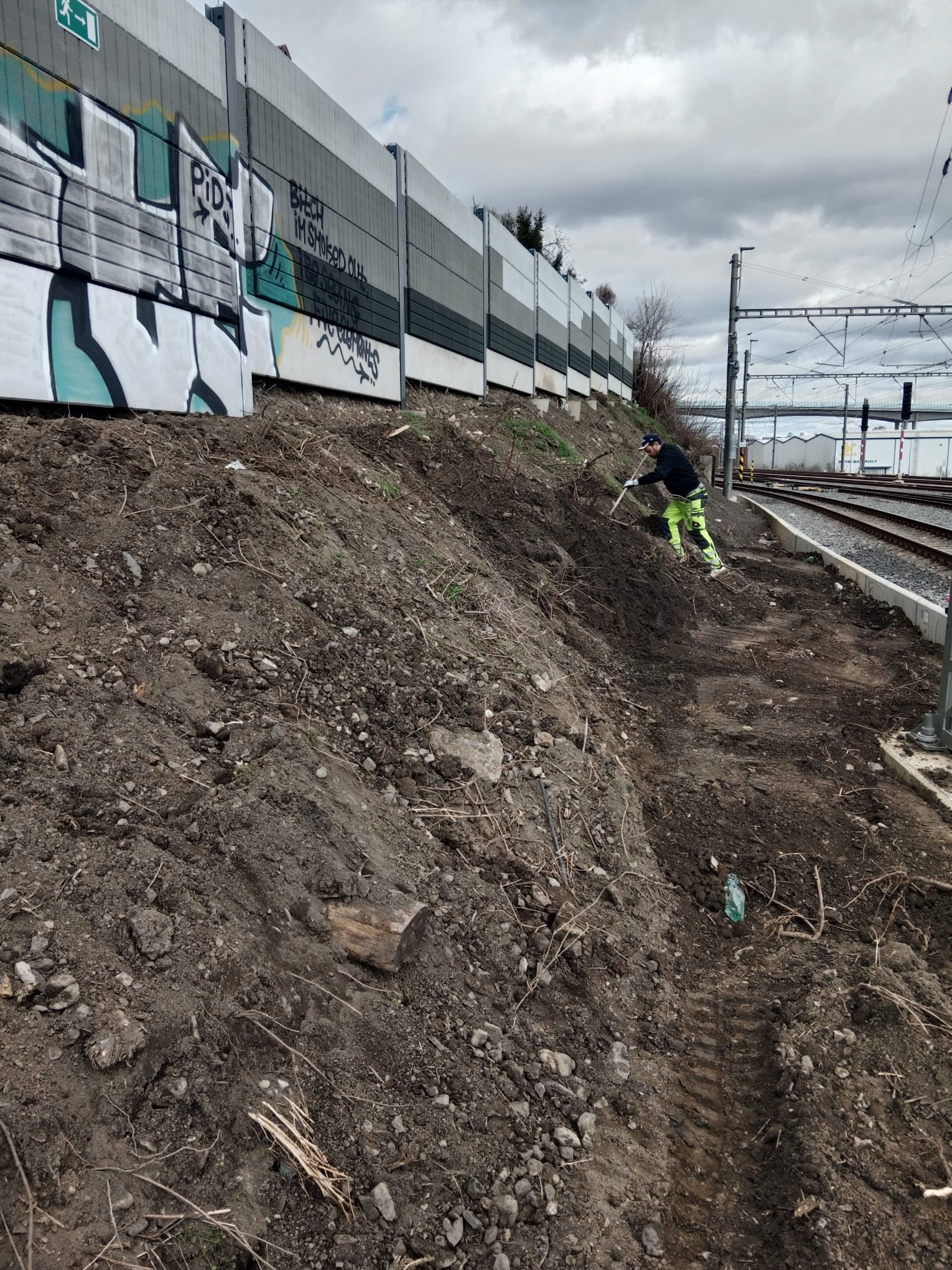 Stavební autodoprava – dovoz a odvoz materiálu